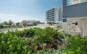 Apartments Kamelija